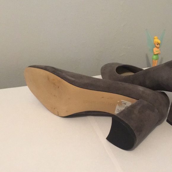 Lovely SAKS FIFTH AVENUE Leather Suede gray Size 6 M - Picture 4 of 5